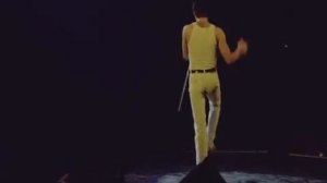 Queen somebody to love live Montreal 1981 Freddie Mercury