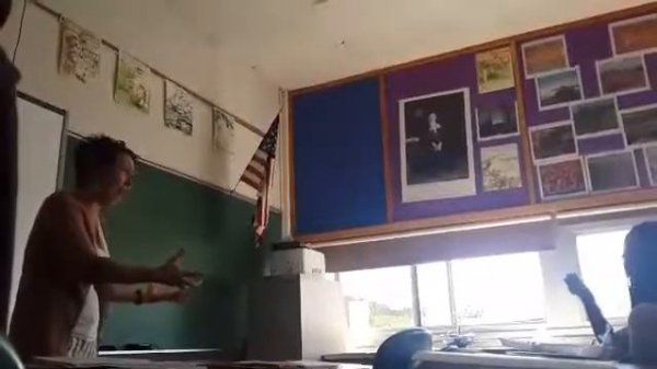 Урок английского языка в школе США