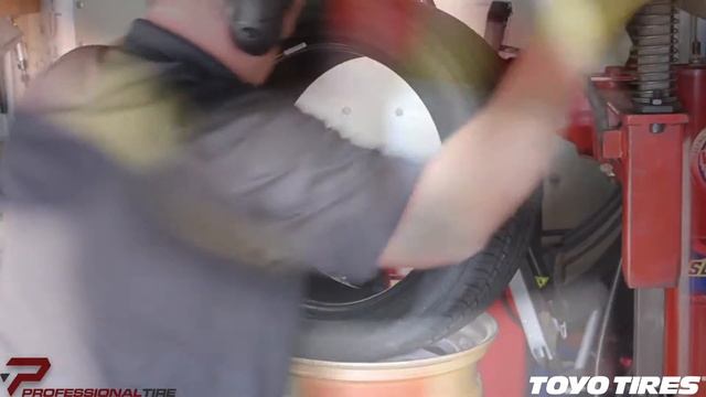 Professional Tire Installation - 2004 Acura RSX Type-S смотреть онлайн