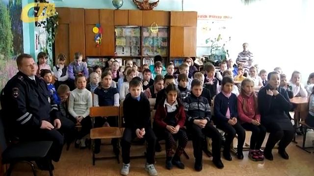 ГИБДД ПОСЕТИЛА НОВОАНДРОССОВСКУЮ ШКОЛУ смотреть онлайн