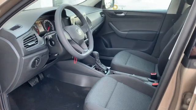 Видеопрезентация автомобиля VW POLO RESPECT смотреть онлайн