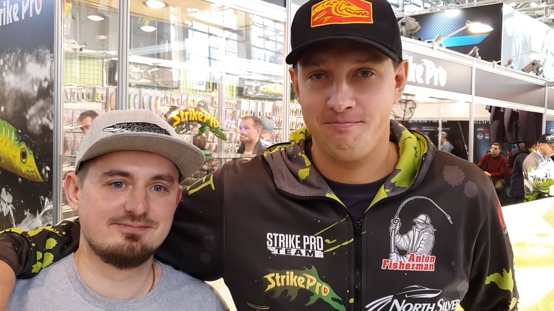 Варианты оснащения Savage Gear Real Eel и Strike Pro Pig Shad Jr. офсетом и тройником на стингере. смотреть онлайн