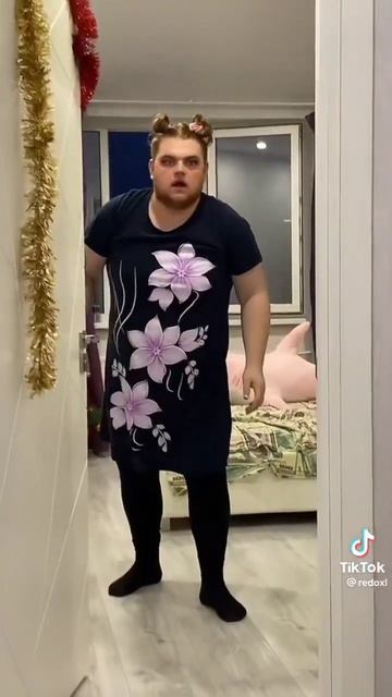 ТВОЯ СЕМЬЯ И БЛИНЫ #family #shorts #famikyfirst смотреть онлайн