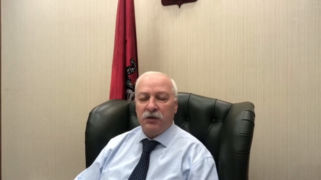 О машинах на улицах Москвы, о колбасе и цене за проезд. смотреть онлайн