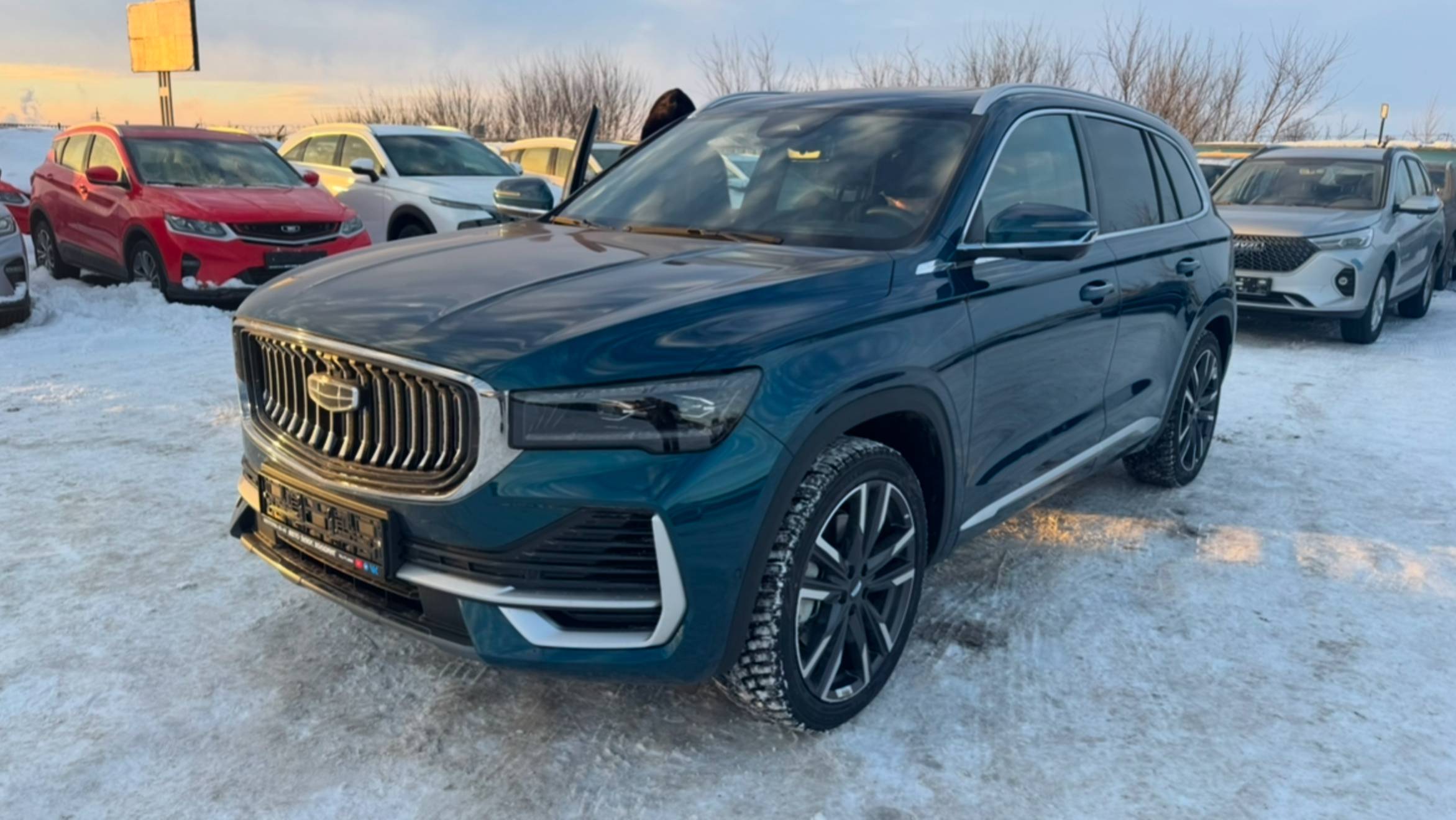 СДЕЛАЛИ САМУЮ НИЗКУЮ ЦЕНУ НА НОВЫЙ МОНДЖАРО! За сколько взяли в максималке GEELY MONJARO EXCLUSIVE смотреть онлайн