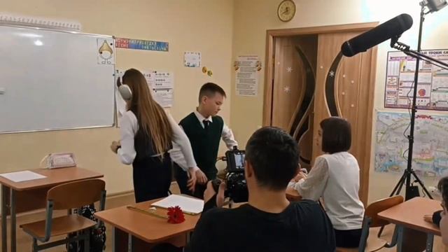 Бэкстейдж «Годовая контрольная», режиссер Татьяна Мариничева смотреть онлайн