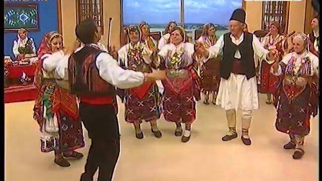 Фамилия Бисерови - “Заплакала е Пирин планина“ смотреть онлайн