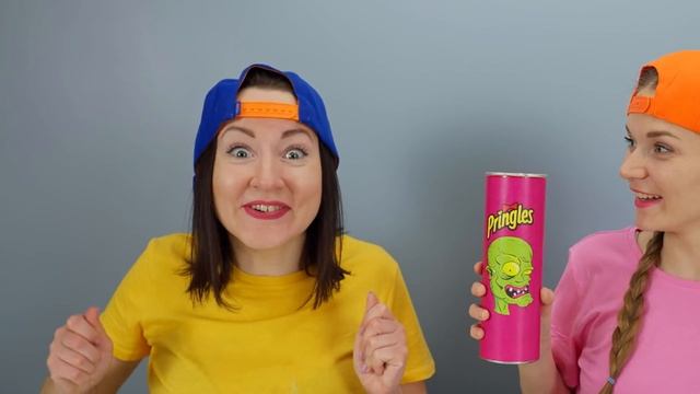 Mukbang 컬러 프링글스 챌린지 Eating Giant Pringles by Pico Pocky смотреть онлайн