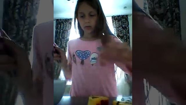 Очень вкусный и полезный завтрак с aktimel мороженнным и персиком смотреть онлайн