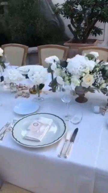 В каждом доме должна быть белая скатерть. Это обязательный элемент сервировки на любое мероприятие. смотреть онлайн