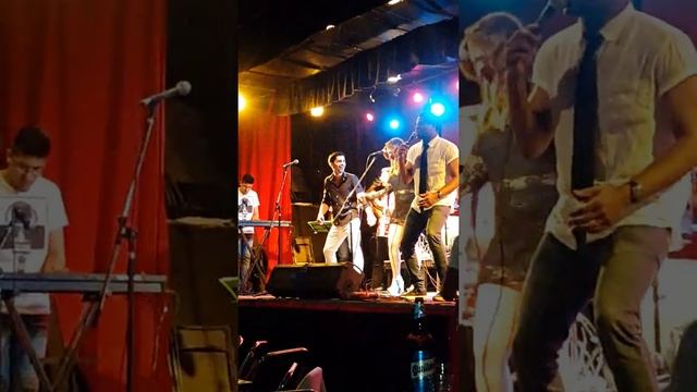 Si tú comprendes (Versión salsa en vivo) смотреть онлайн