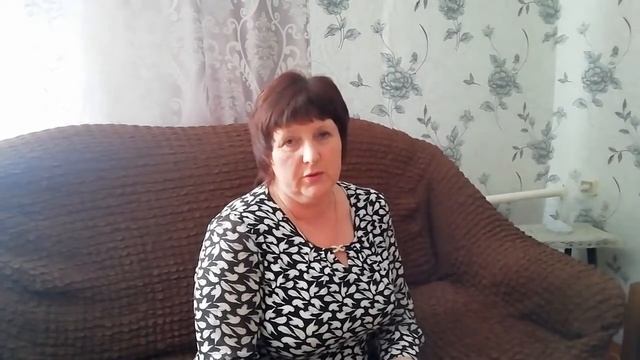 Стихотворение В.Фирсова Возвращение читает библиотекарь Коннова Л.И.