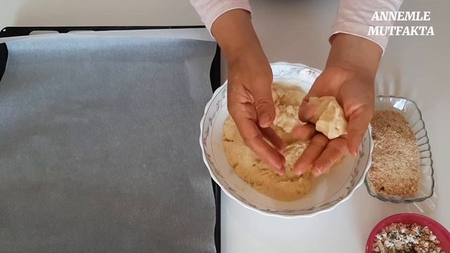 MAYASIZ POĞAÇA 💯💯(KENDİ YAPTIĞIM GALETA UNUNDAN FARKLI POĞAÇALAR).🗣️🗣️🗣️ смотреть онлайн