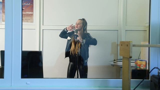 Cover на песню Si tu te vas |Darya Misiyuk| смотреть онлайн