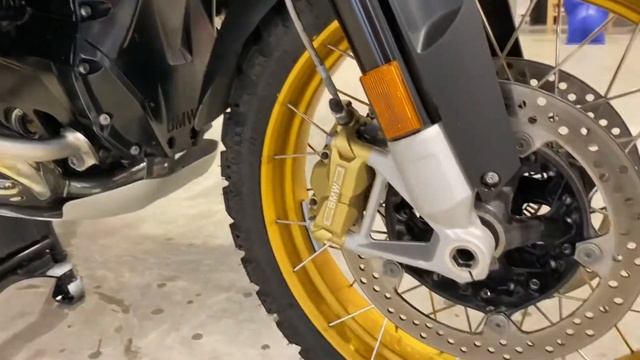 BMW R1250GS Adventure HP style смотреть онлайн