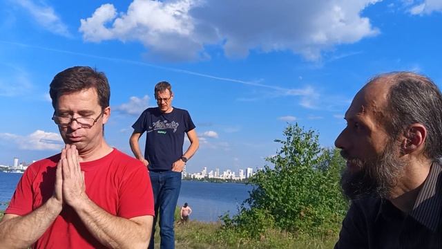 28.06.2023 На Зеленом острове / Пусть девки за мной бегают / Серега и Ко смотреть онлайн