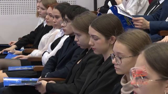 Единый день пенсионной грамотности для школьников и студентов прошел в Братске смотреть онлайн