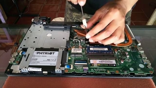 ACER E5 471 OVERHEAT/PANAS BERLEBIH DAN MATI SENDIRI смотреть онлайн