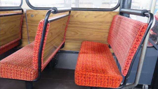 [Sound] Bus MB O 305 | #8433 | Verkehrsbetriebe Hamburg-Holstein GmbH смотреть онлайн