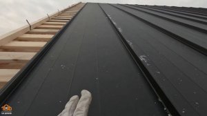 Монтаж кликфальца фастклик на двускатную крышу.