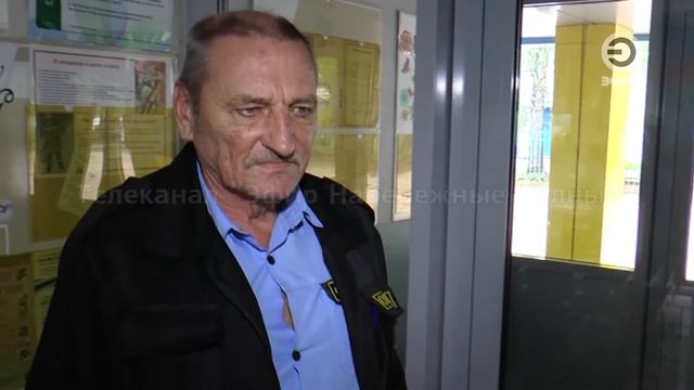 ПРИШЕЛ В ШКОЛУ С НОЖОМ РАЗБИРАТЬСЯ С ОБИДЧИКАМИ СЫНА. смотреть онлайн