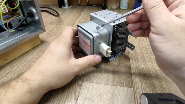 Ремонт магнетрона микроволновой печи