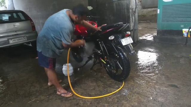 You need a pressure washer Wash your bike | Pulsar ns 200 | ZMR | RIDE IN FAME | CHANDIGARH смотреть онлайн
