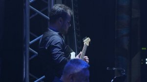 "Не вставай на колени" солисты Брянского городского эстрадного оркестра