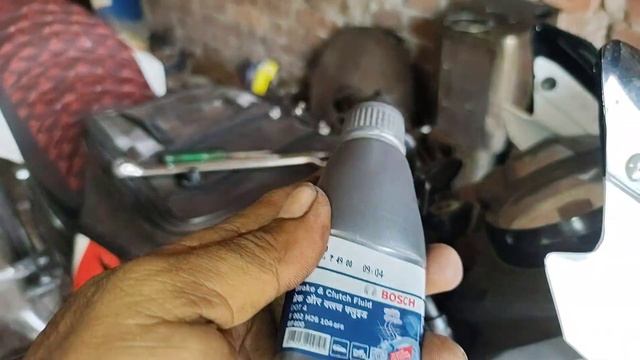 🌴TVS Apache disc brake repair/how to install caliper kit in apache смотреть онлайн
