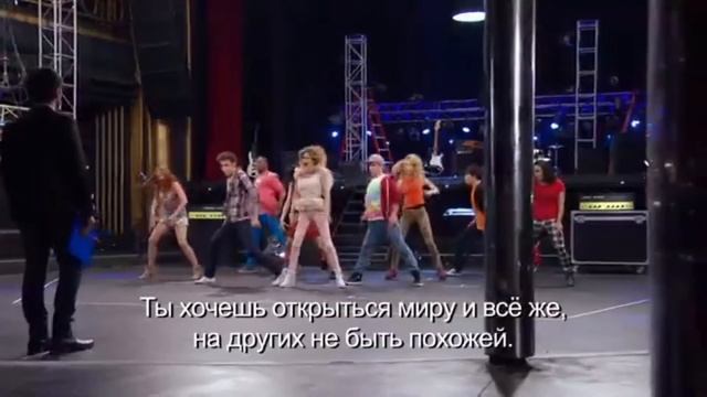 Violetta - Supercreativa (с русскими субтитрами) смотреть онлайн