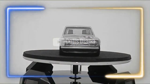 Display - Hot Wheels Datsun Bluebird 510