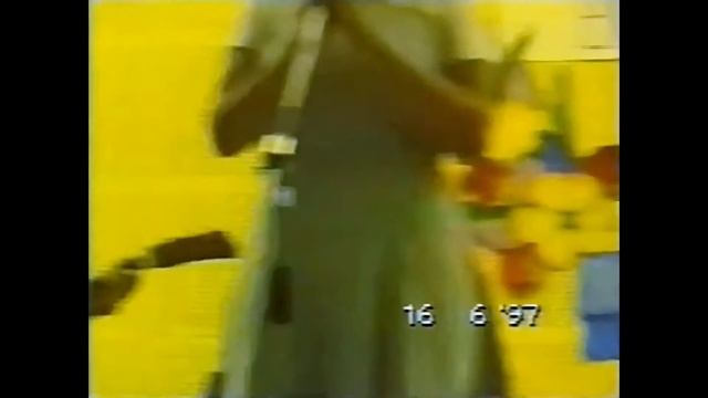 Выпускной 9-х классов (16 июня 1997) (город Протвино, Школа №1) смотреть онлайн