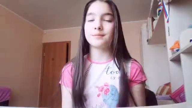 KAZKA - ПЛАКАЛА смотреть онлайн