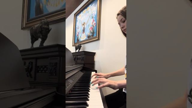 Утюпина София, 1 курс эстрадное пение, преподаватель Глинка Л.С. смотреть онлайн