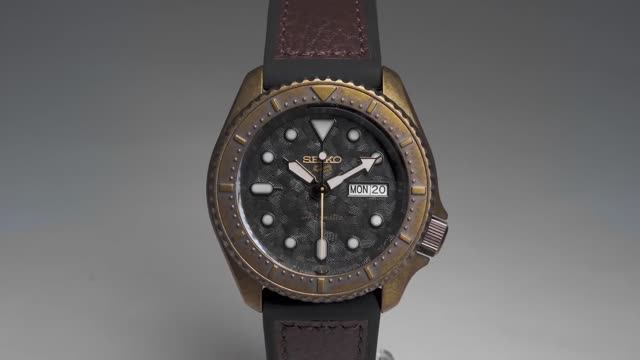 Seiko 5 SRPE80K1 - купить на Bestwatch.ru