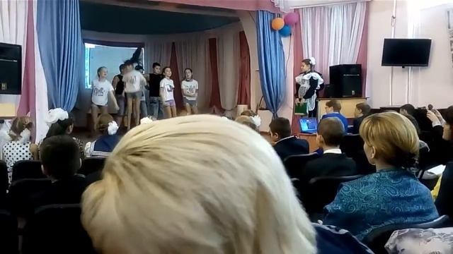 Флэшмоб первая школа смотреть онлайн