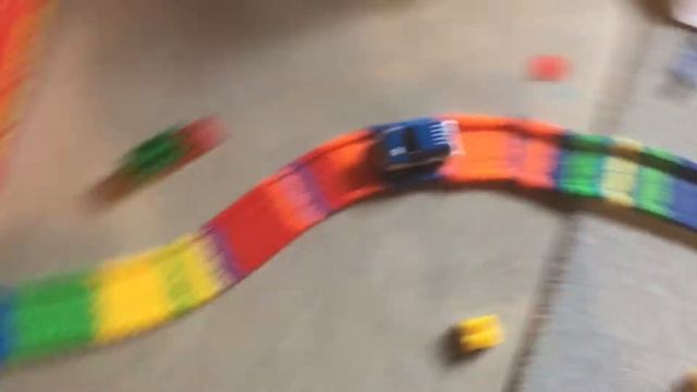 Insane Flexible Neon Track #2!! смотреть онлайн