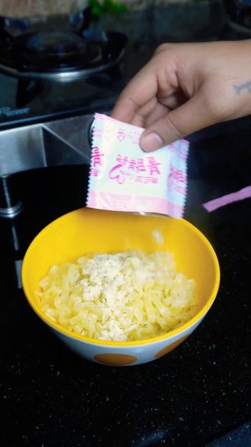 Samyang Buldak Carbonara noodles 😋 #shorts #ramen смотреть онлайн