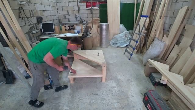 Деревянная лестница на заказ в Нижний Новгород. смотреть онлайн