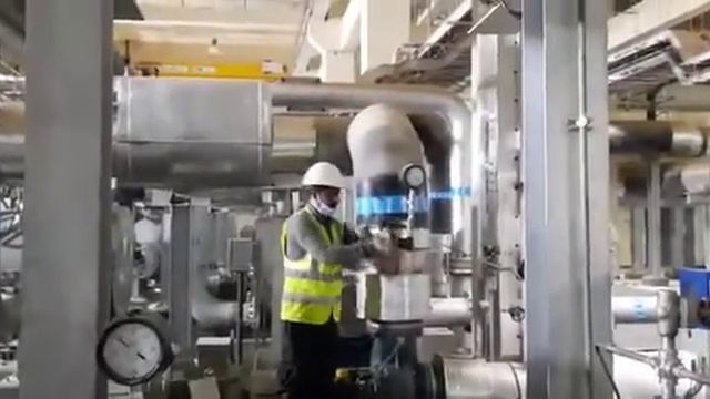 Starting YORK YK Chiller смотреть онлайн