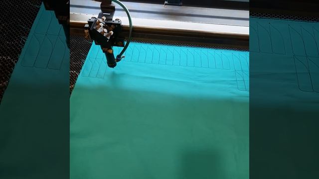 Cắt Vải, Cắt Da, Cắt Mica, Cắt inox, kim loại bằng laser tại HCM, Phú Nhuận, Gò Vấp смотреть онлайн