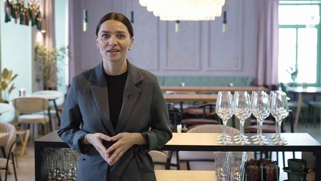 Онлайн-курс от DV school “Искусство гостеприимства. Секреты успешного официанта”. смотреть онлайн