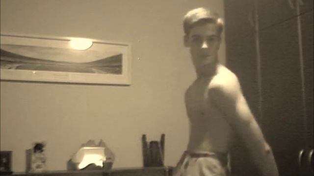Young ripped boy showing off skinny muscles смотреть онлайн