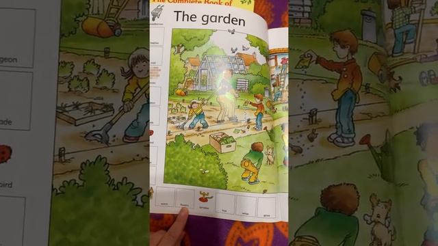Обзор книг :The Complete Book of Farmyard Tales.The First Thousand Words in English...... смотреть онлайн