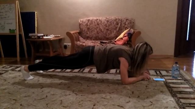 Алинка в планке. ПРОСУШКА. смотреть онлайн
