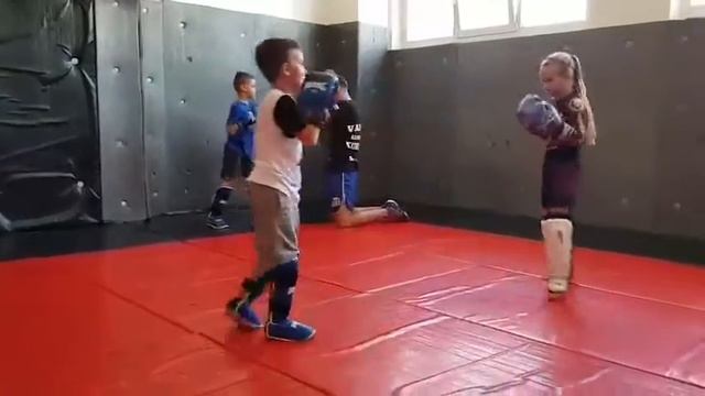 Анастасия Т 34 Тюнина 8 лет Работа в парах смотреть онлайн