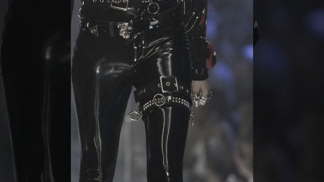 Break My Bones смотреть онлайн