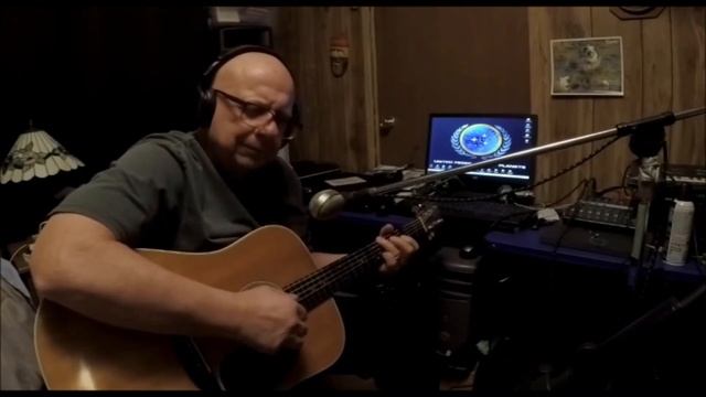 Maxwells Silver Hammer played by Jim Pryts смотреть онлайн