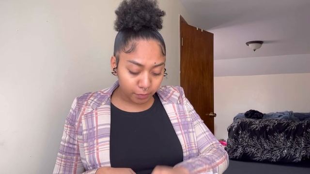 What’s in my Work Bag + Mini Vlog смотреть онлайн