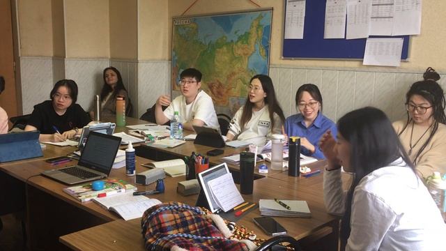 Ситуация «Поздравление». Русский как иностранный, уровень B1 смотреть онлайн